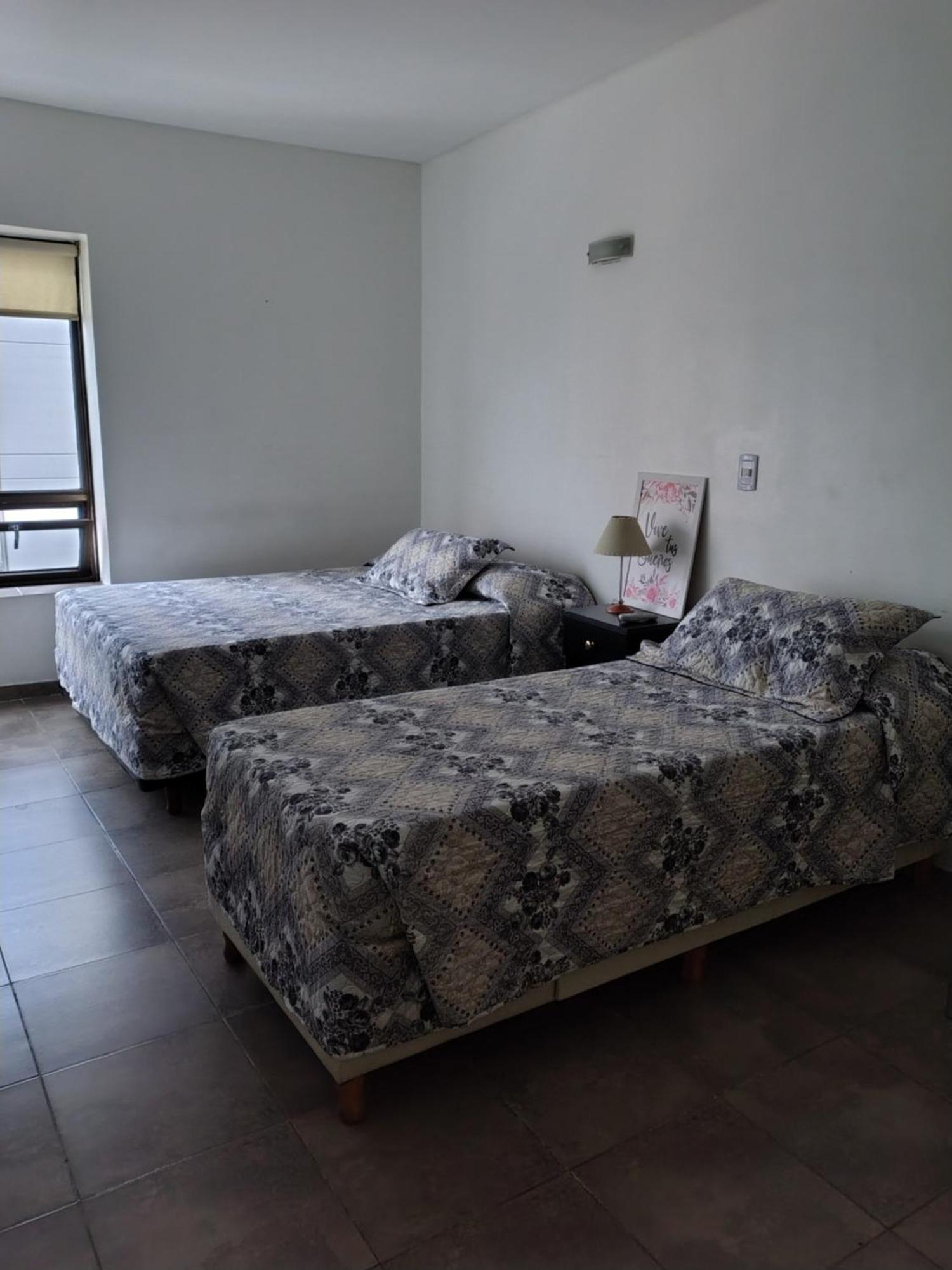Apartamento Calle Corrientes Buenos Aires Extérieur photo
